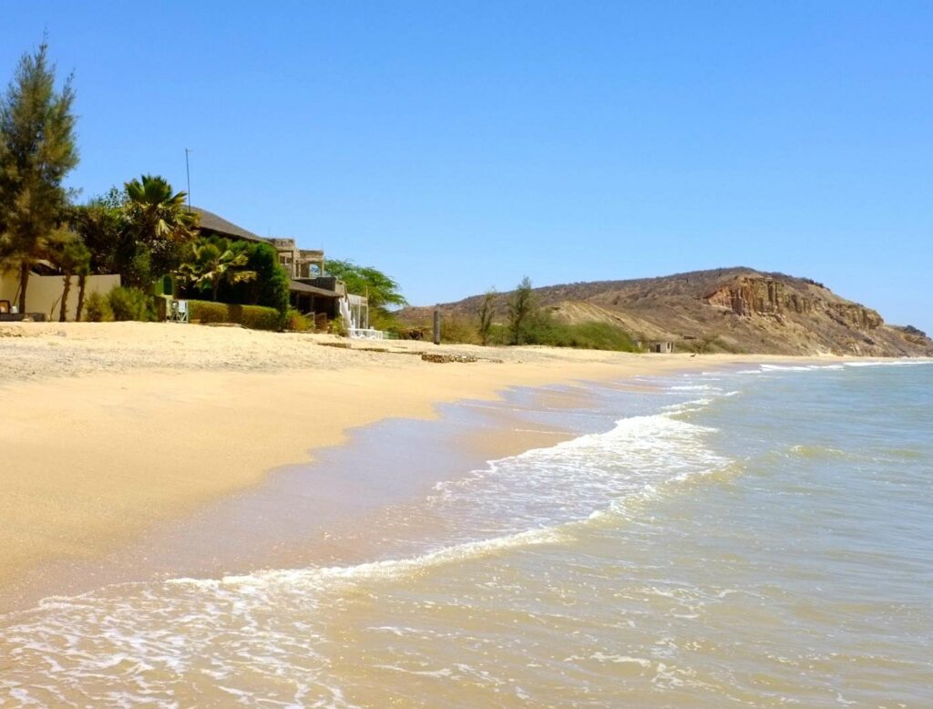 plage au sénégal - popenguine